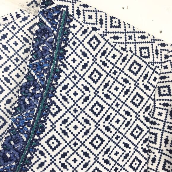 NYDJ Womens Beaded V-Neck Tassel Blouse 3/4 Sleeve Geometric Pattern Blue Small - Picture 10 of 13